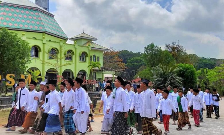 Pesantren sebagai akulturasi budaya