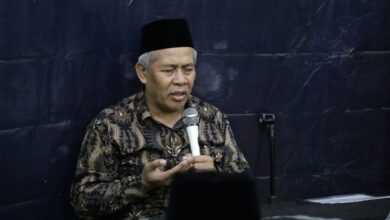 KH. Marzuqi Mustamar